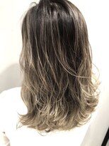 モア(more)&nbsp;ハイライトグラデーション