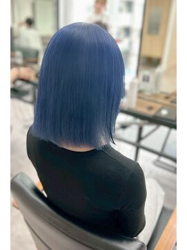 ネオリーブ クーロ(Neolive curro) ブルーカラー×ケアブリーチダブルカラー