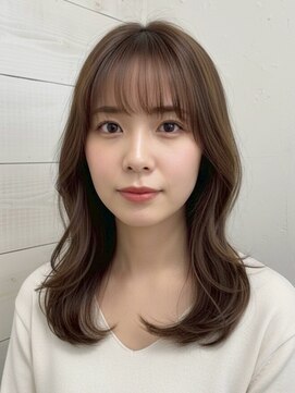 ミュージアム(MUSEUM) 透明感オリーブグレージュ