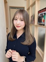 アム 表参道(am)&nbsp;小顔薄めバンググレージュレイヤーロング前髪パーマ黒髪