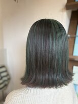 アージュ(age)&nbsp;ミディアムボブ×アンブレラカラー（グリーン）