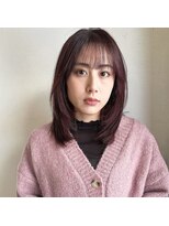 ドルセ(Dulce)&nbsp;暖色ミディアムレイヤーカット大人スタイル