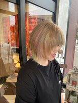 アース いわき店(HAIR&MAKE EARTH)&nbsp;ミルクティーベージュ×ペールインナーカラーショート