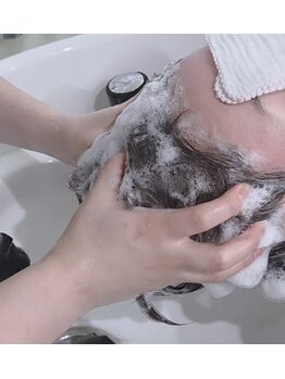 ステラ ユメオイビト(Stella yumeoibito)の写真/ゆっくり落ちついた空間でヘッドスパメニューも充実。大人女性が心満たされる癒しのひと時もご提供