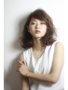 ゼル 戸越銀座(ZELE) ［ＺＥＬＥ］ミディアムボブ