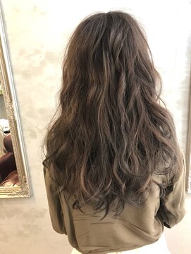 エスト 小倉(est) ヌーディーベージュ