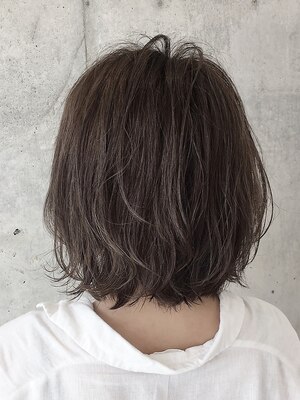 【伏見駅徒歩1分】イルミナカラー+ハイライトで透明感を演出。オシャレな髪色が長く続く☆