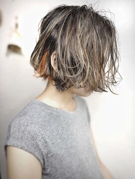 レーベル(LABEL) 【LABEL】イヤリングカラーオレンジ