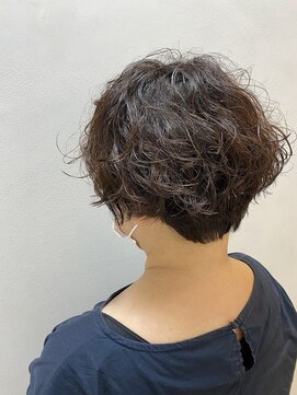 フィゼル 福島店(fizelle) おクセを活かしたショートヘア 原明日香