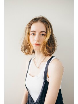 ピズム(PISM) 大人ウェーブボブ/ハイライト