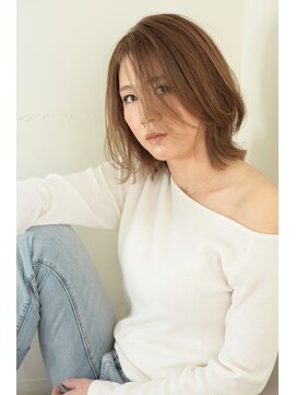 たさわ堂 ヨロ(yolo) ◇ミディアム◇外ハネ◇ワンカール◇ボブ