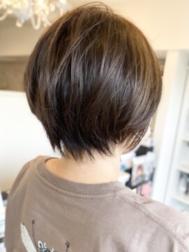 ヴィアスヘアー(vias hair) オリーブカラー×ショート