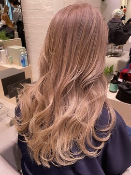 ステア ケース(stair case) 【NATASHA】ロング小盛りレイヤー