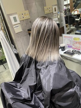 ラフ(LAFF) #バレイヤージュ#グレージュカラー#ボブウルフ#ココアベージュ