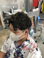 シラス(SiLasu)&nbsp;メンズアップバングツイスパハイライトショート