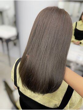 フォンズ(FONS) くびれヘア/レイヤーカット/オリーブベージュ/学割U24クーポン