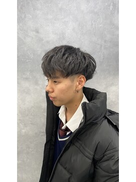 リプレイ 草津店(RIPLAY) ダークアッシュ/アッシュブラック/カルマパーマ/ベリーショート