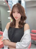 韓国ヘア/顔まわりカット/くびれヘア/前髪あり/グレージュカラー