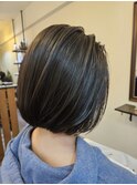 ショートボブ