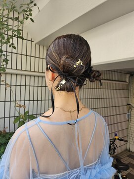 ビンナ(BINNA) ツインアシンメトリーリボンカチモリ♪