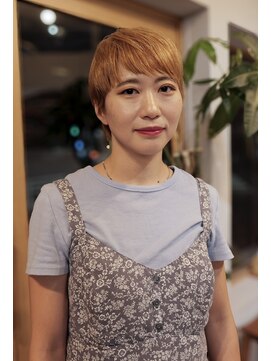 シアラ(ciala) 女性らしさを残した大人ベリーショート