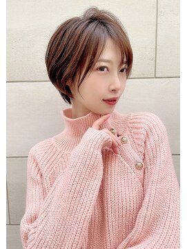 オーロ 塚口店(ORO) 束感暗めカラーショートボブ