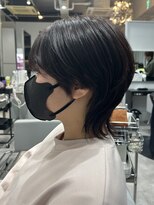 アリュア(Allure)&nbsp;中性的な雰囲気/毛流れセンターパート