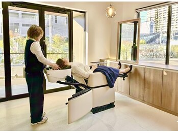 swordlief　hair&spa　久宝寺店【ソードリーフ】