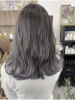 アミリー ひたち野うしく店(Amily)&nbsp;ハイライトバレイヤージュダブルカラーケアブリーチ20代30代