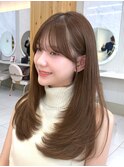ぷるんっと重め×軽めのレイヤーで春スタイル