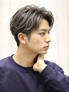 ヨシザワインク ハコザキ 水天宮前 日本橋人形町(YOSHIZAWA Inc.HAKOZAKI) カジュアルフェザーパーマ×刈り上げツーブロックセンターパート