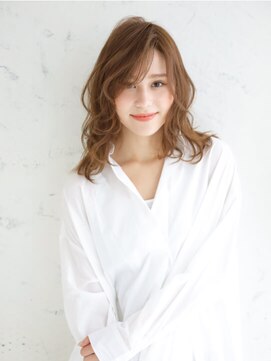 クリスタルマジック 南花田店(CRYSTAL MAGIC) ゆるカール仕上げのミディアム