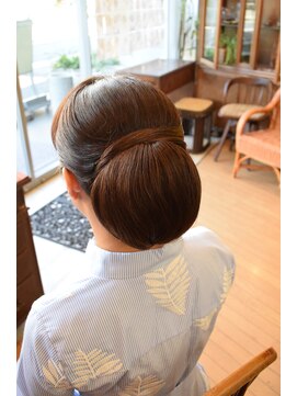 ベル(BELL) 王道ビッグシニヨン♪【BELL桜新町/用賀】