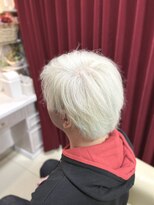 クオリス 赤塚店(QUALIS) 【QUALIS】10代20代ホワイトアッシュヘアー