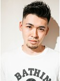 ウェットヘアかき上げヘアサイドグラデーション