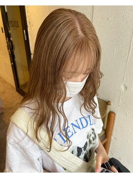 エイト 福岡天神店(EIGHT fukuoka) サンドベージュ！