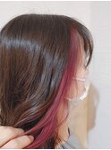 イメチェンインナーカラーピンクレッド系美髪ロングレイヤー