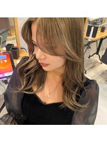 アルエ(a.r.e)&nbsp;透明感たっぷりオリーブグレージュ