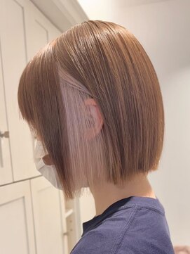 ベレーザ 渋谷(BELEZA) 5706グレーベージュハイトーングラデーションインナーカラーボブ