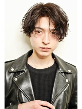 ベリア 日吉(VREEA) マッシュ/メンズパーマ/スパイラルパーマ/センターパート