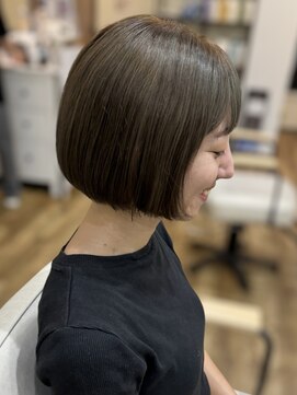 エアージーモ(Air G mo) フレンチボブ/ミントベージュ