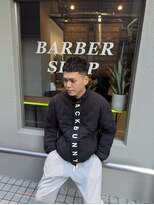クフィア メンズヘアー カンポ 難波店(CUFFIA MEN'S HAIR CAMPO)&nbsp;ブルーブラックフェザーパーマ髪型 メンズアップバング