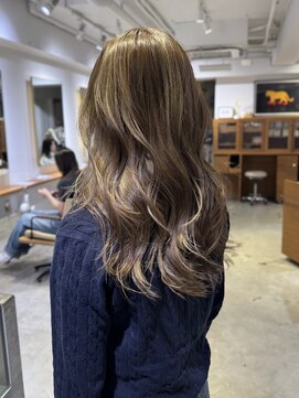 エヌ トーキョー(enu TOKYO) レイヤーカット　ハイライト　ベージュ　学芸大学