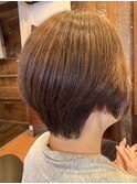 ショートボブ