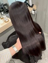 ギークス(GEEKS)&nbsp;【GEEKS渋谷】サラ艶ストレート/髪質改善/伸ばしかけ/グレージュ