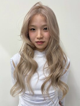 ワンズオゼ 渋谷(ONE's oze) 3回ブリーチ/ホワイトミルクティー/ケアブリーチ/髪質改善