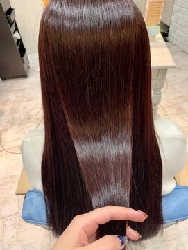 アルーシェ 平井(Alushe) Aujuaトリートメント『Ａｌｕｓｈｅ平井』