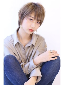 オーロ 宝塚店(ORO) 20代30代40代50代デジタルパーマくすみブルーミニウルフ