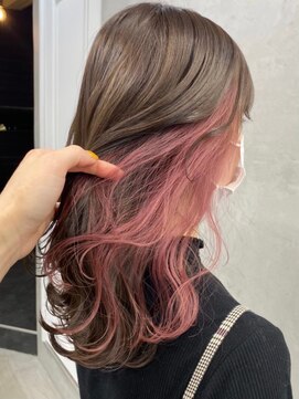 キラ 原宿(KILLA) インナーカラー/くびれヘア/デザインカラー/ツートンカラー/ボブ