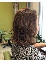 サーカス 南風原店(circus)&nbsp;コテ巻き風ウエーブヘア